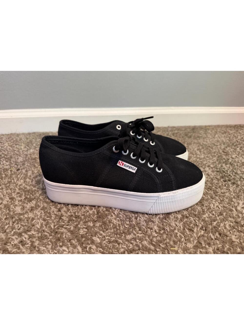 Superga Platform Sneakers Women’s 8.5